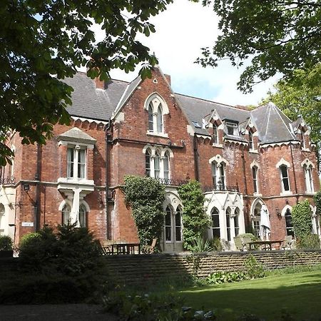Cliff Lawn Hotel Leeds  Eksteriør bilde