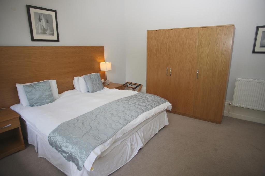Cliff Lawn Hotel Leeds  Rom bilde
